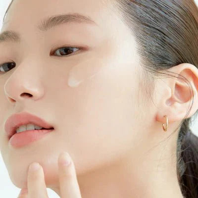 AXIS-Y Dark Spot Correcting Glow Serum – Best Korean Skincare for Hyperpigmentation & Dark Spots in Pakistan